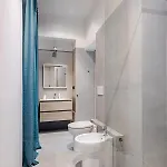 Center Renovated In A Historic Building Near The Po River Appartement *